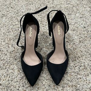Black closed toe heels